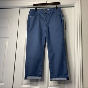 SANTANA JEANS Tummy ControlBlue Capris Mid rise Women’s SizeUS 10
